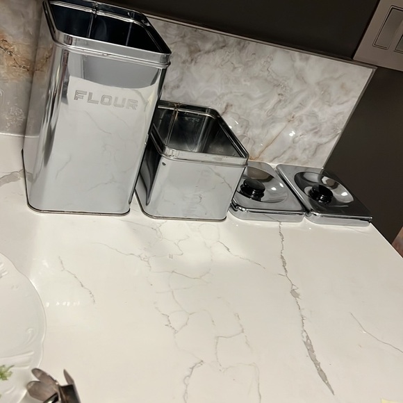 Set of Two Lincoln Beautyware Chrome Aluminum Canister Set MCM - Picture 9 of 13